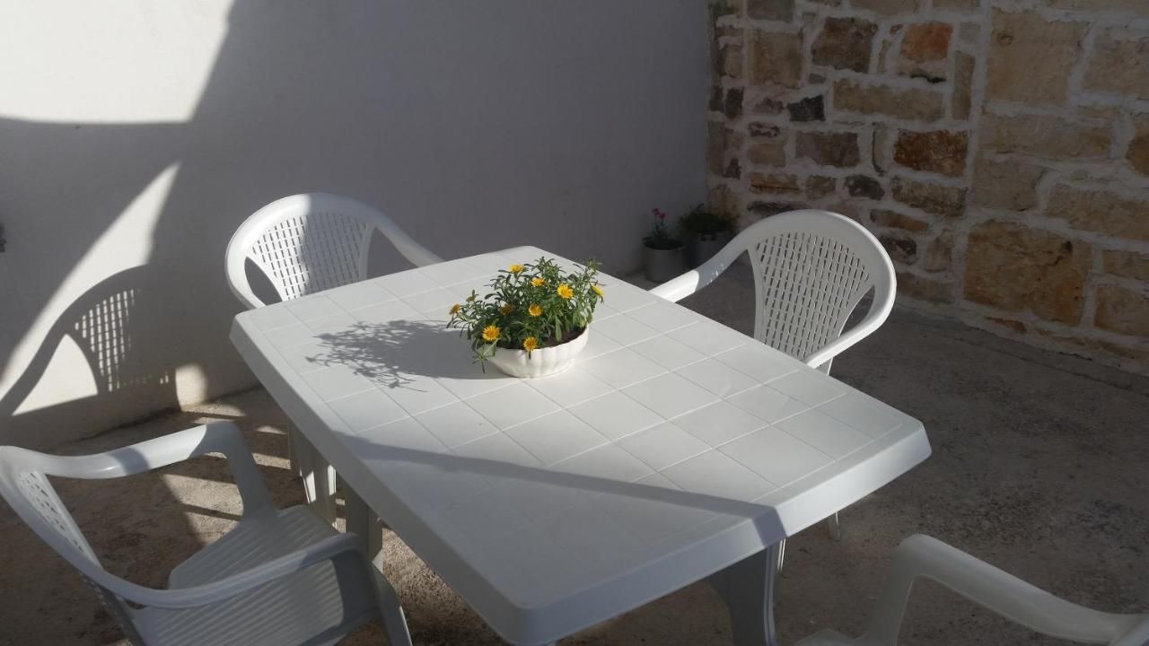 סומרטין Holiday Home White House מראה חיצוני תמונה
