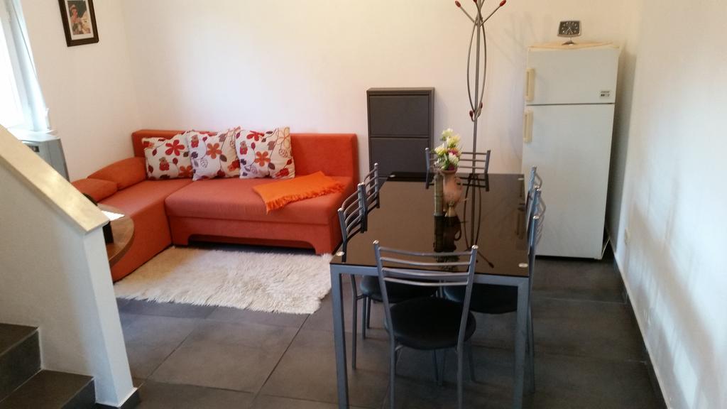 סומרטין Holiday Home White House מראה חיצוני תמונה